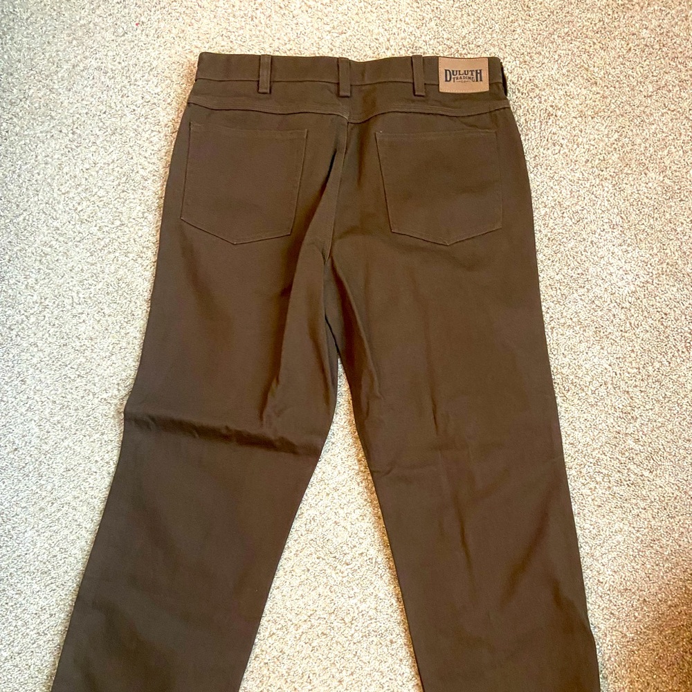 *LIKE NEW*DULUTH TRADING PANTS